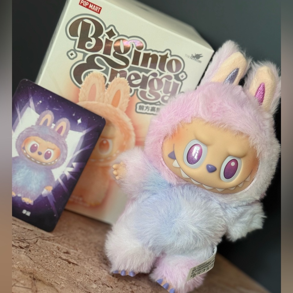 New Pop Mart Big Into Energy Vinyl Plush Luck
